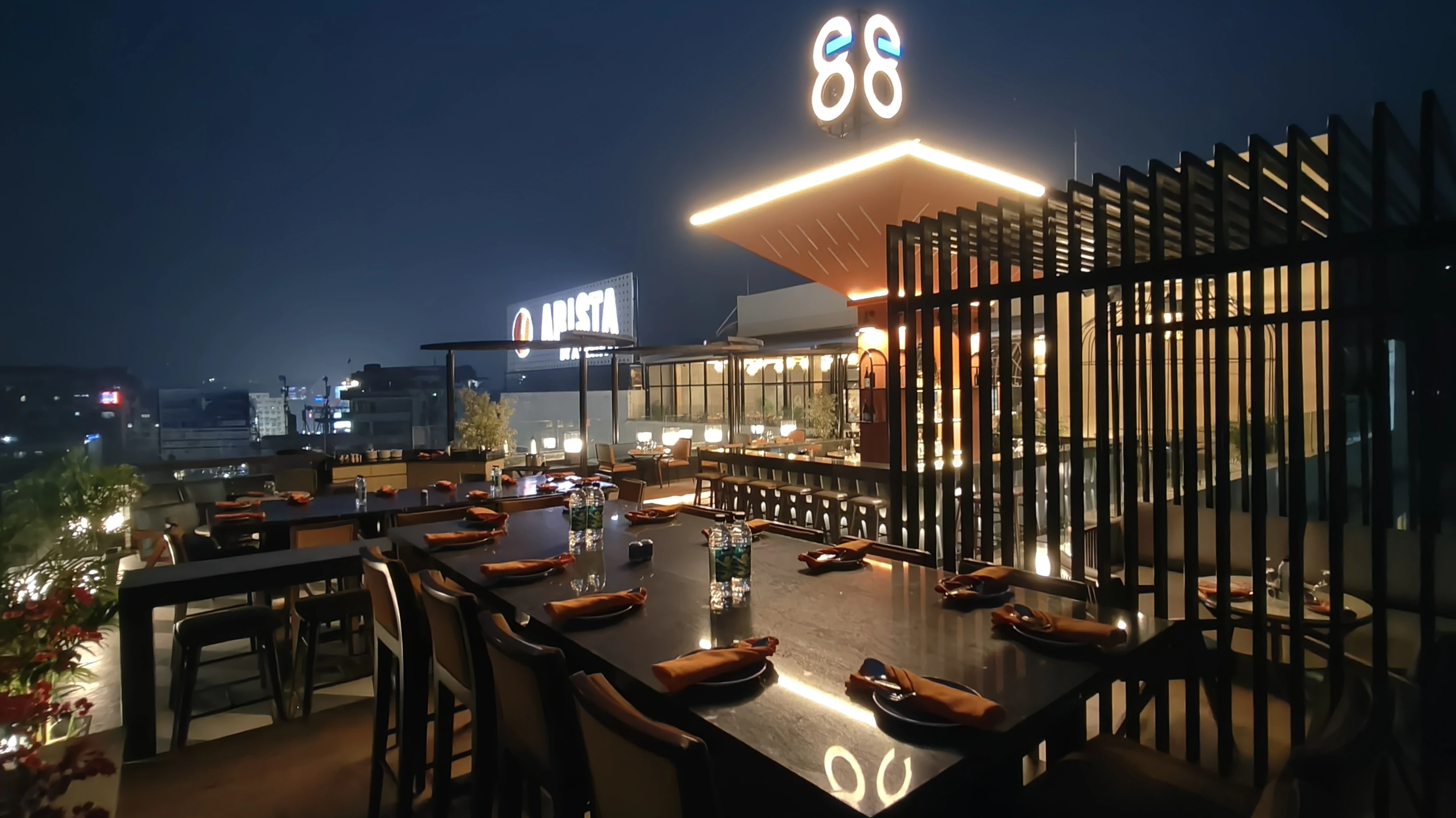 8 Rooftop Grill